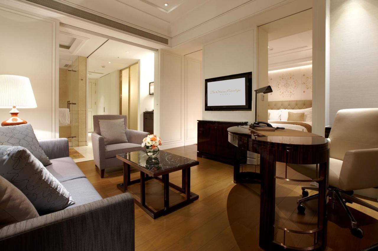 The Okura Prestige Taipei Hotel Eksteriør billede A suite at The Peninsula