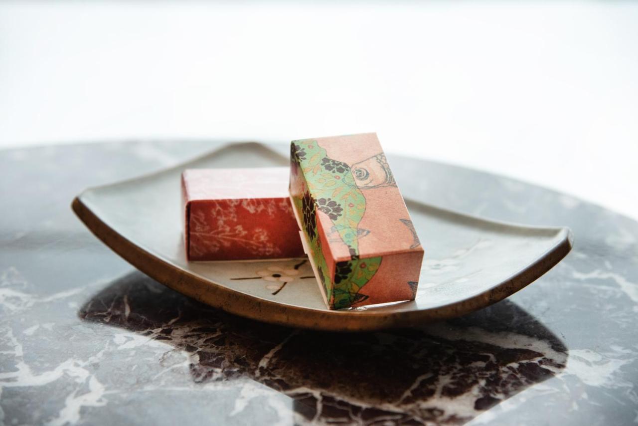 The Okura Prestige Taipei Hotel Eksteriør billede Soap