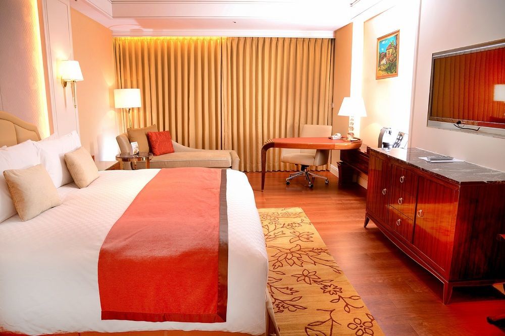 The Okura Prestige Taipei Hotel Eksteriør billede A room at the Taj Bengal